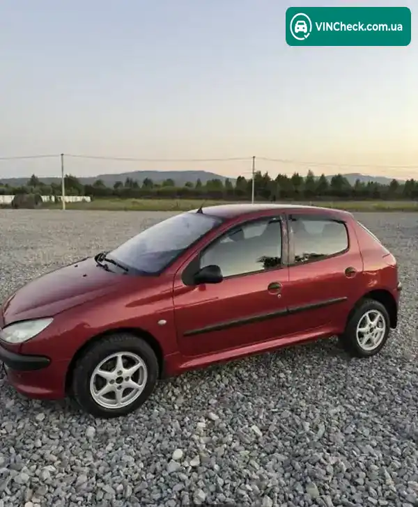Peugeot 206 2002, фото з оголошення 2 з 12, VIN VF32AKFWR42329910