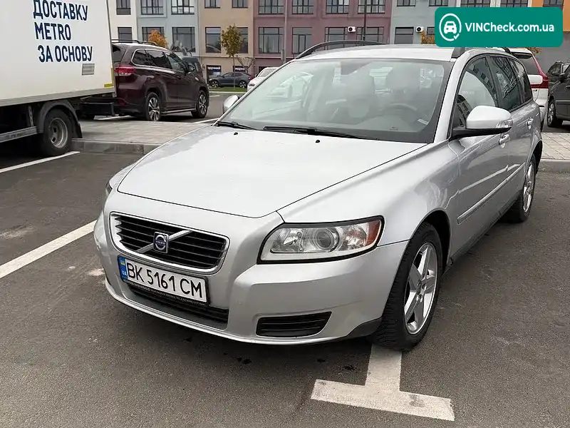 Volvo V50 2010, фото з оголошення 2 з 20, VIN YV1MW7551A2568255