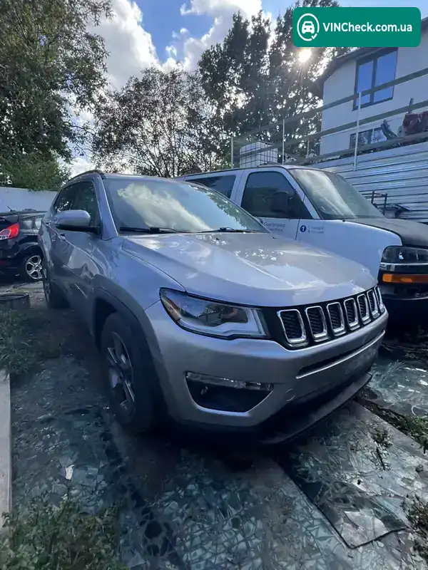 Jeep Compass 2017, фото з оголошення 2 з 13, VIN 3C4NJDBB6HT679747