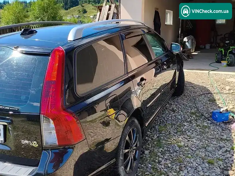 Volvo V50 2011, фото з оголошення 2 з 20, VIN YV1MW84F1C2657148