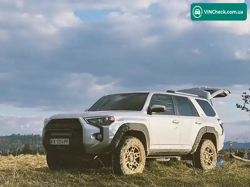 Toyota 4Runner 2018, фото з оголошення 2 з 17, VIN JTEBU5JR2K5656208