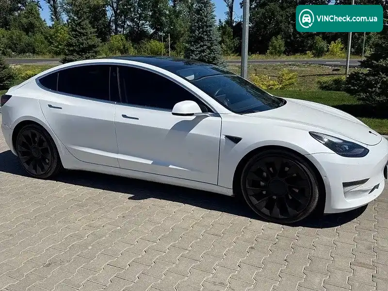 Tesla Model 3 2020, фото з оголошення 1 з 20, VIN 5YJ3E1EA4LF737357