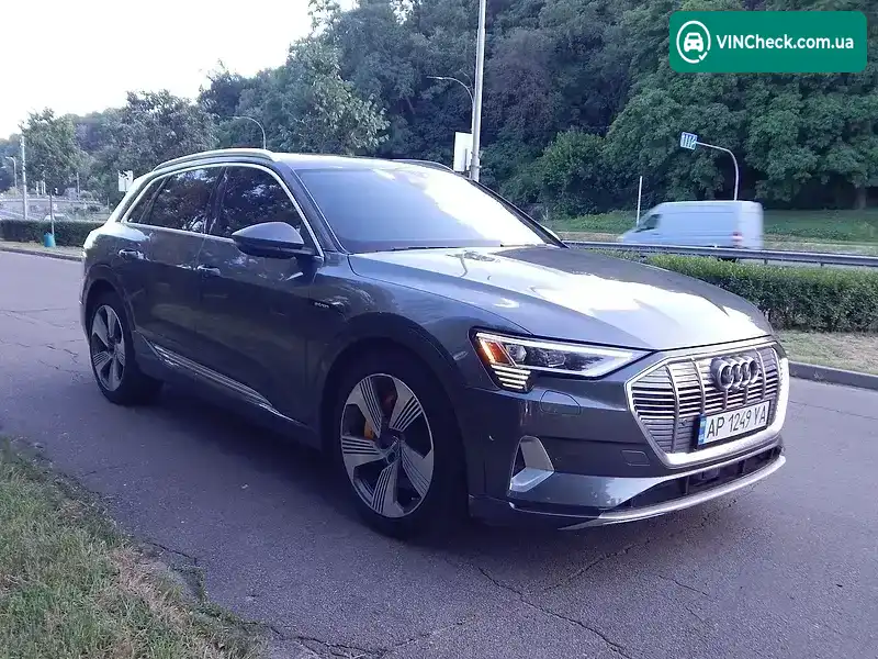 Audi e-tron 2019, фото з оголошення 1 з 20, VIN WA1VAAGE3KB006855