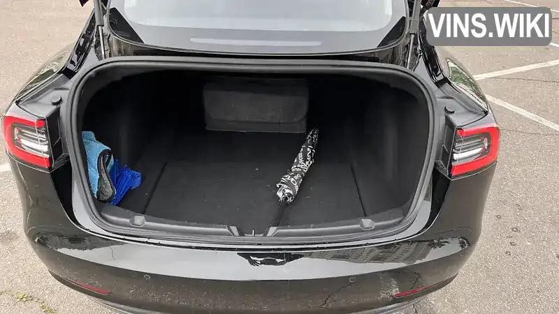 Tesla Model 3 2019, фото з оголошення 2 з 19, VIN 5YJ3E1EB1KF191950