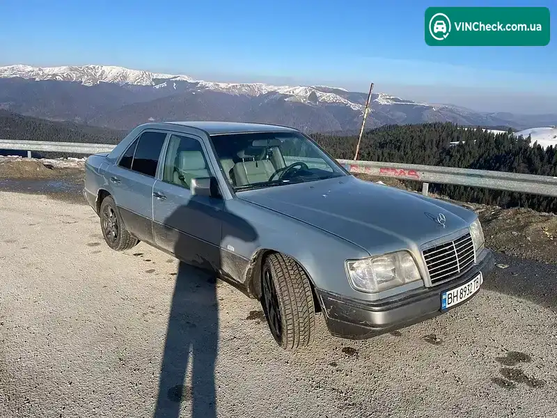Mercedes-Benz E-Class 1993, фото з оголошення 1 з 14, VIN WDB1240221B859122