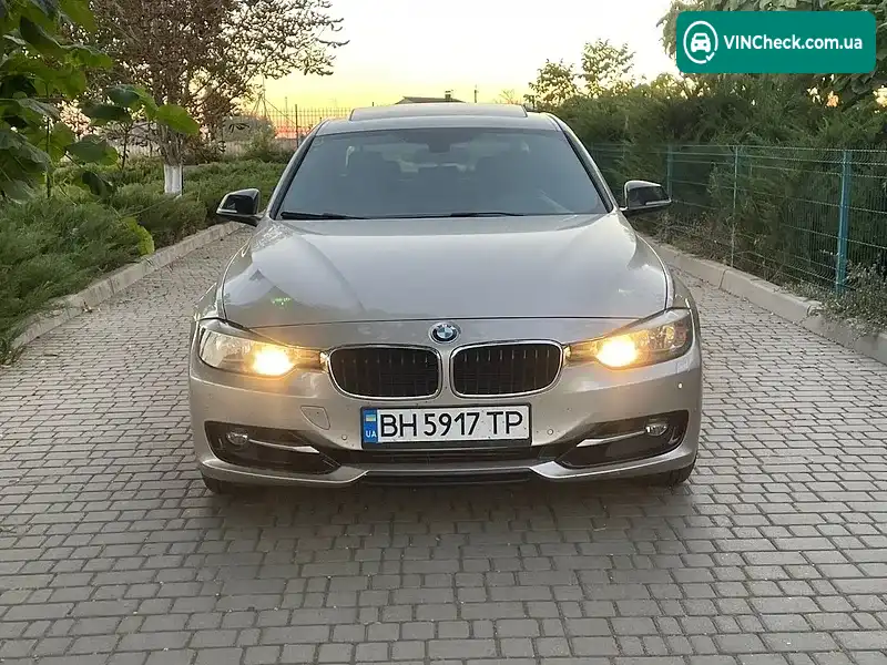 BMW 3 Series 2013, фото з оголошення 2 з 20, VIN WBA3A5C58DF601042