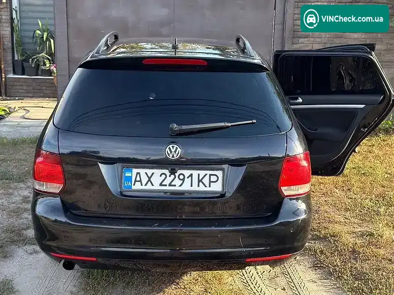 Volkswagen Golf 2010, фото з оголошення 2 з 15, VIN WVWZZZ1KZAM650125