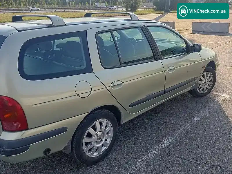 Renault Megane 2003, фото з оголошення 2 з 10, VIN VF1KA04B528936752