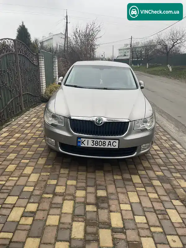 Skoda Superb 2012, фото з оголошення 2 з 5, VIN TMBAB43T9CB300981