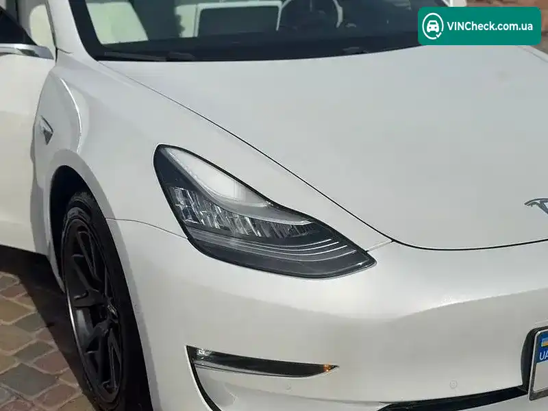 Tesla Model 3 2019, фото з оголошення 1 з 18, VIN 5YJ3E1EB0LF622134