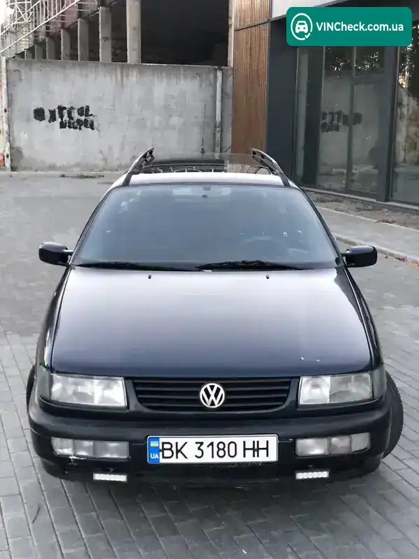 Volkswagen Passat 1996, фото з оголошення 2 з 20, VIN WVWZZZ3AZTE235202