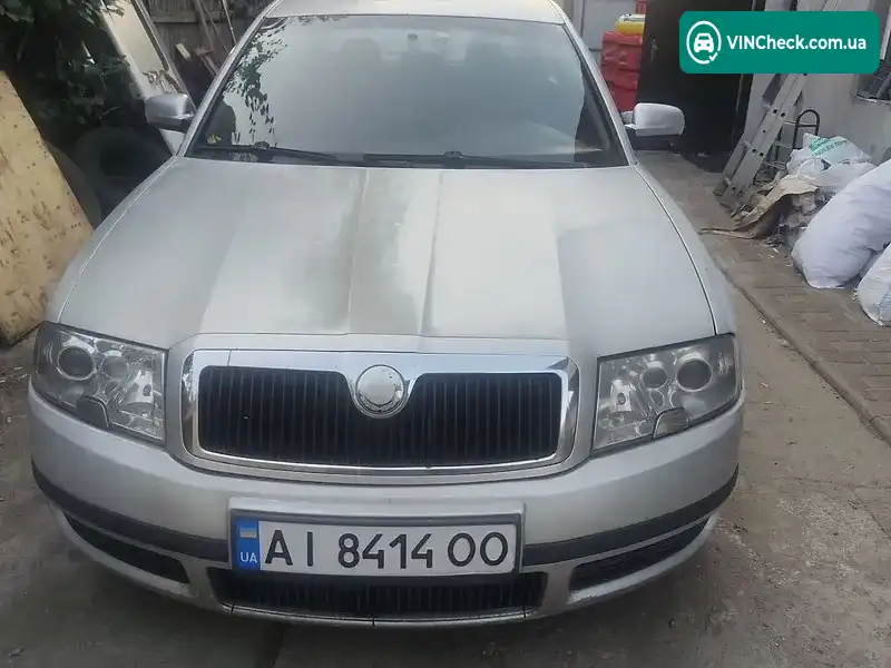 Skoda Superb 2003, фото з оголошення 1 з 10, VIN TMBDU23U439039996