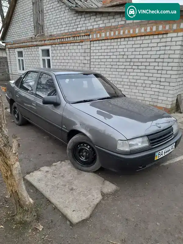 Opel Vectra 1989, фото з оголошення 1 з 18, VIN W0L000087K1006086