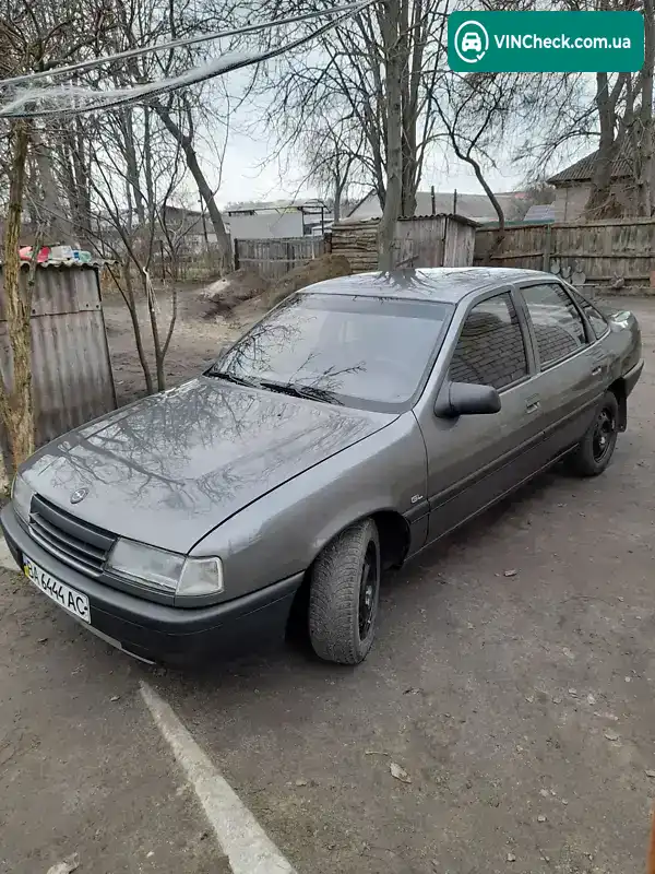Opel Vectra 1989, фото з оголошення 2 з 18, VIN W0L000087K1006086