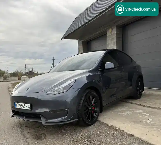 Tesla Model Y 2023, фото з оголошення 1 з 13, VIN 7SAYGDEE6PA189503