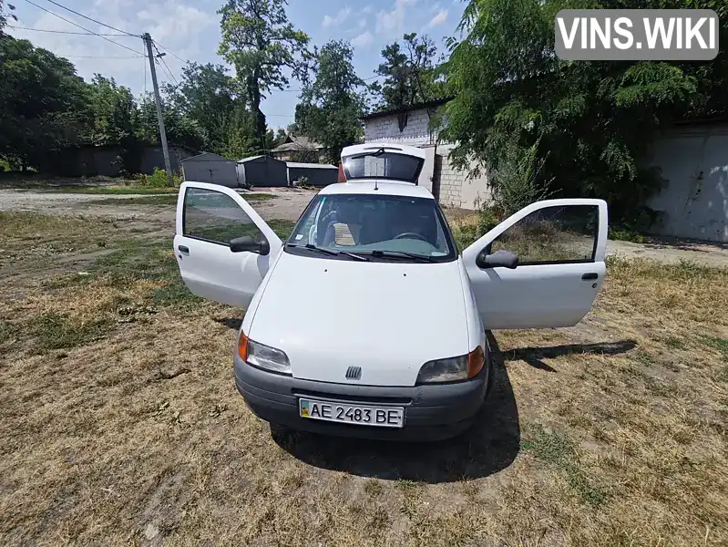 Fiat Punto 1993, фото з оголошення 1 з 21, VIN ZFA17600000091702