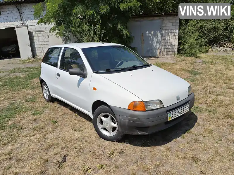 Fiat Punto 1993, фото з оголошення 2 з 21, VIN ZFA17600000091702