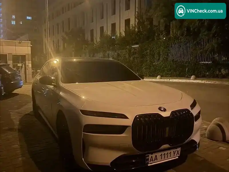 BMW i7 2022, фото з оголошення 2 з 17, VIN WBY53EJ07PCL47356