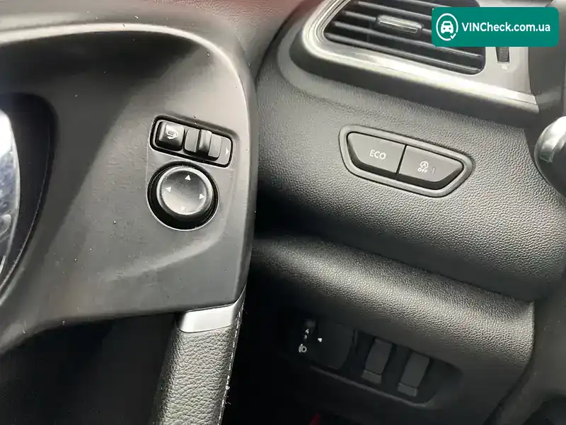 Renault Kadjar 2016, фото з оголошення 2 з 20, VIN VF1RFE00854556655
