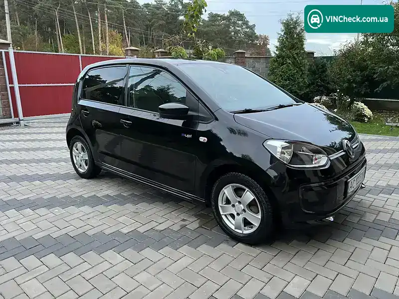 Volkswagen Up 2013, фото з оголошення 2 з 20, VIN WVWZZZAAZED901751