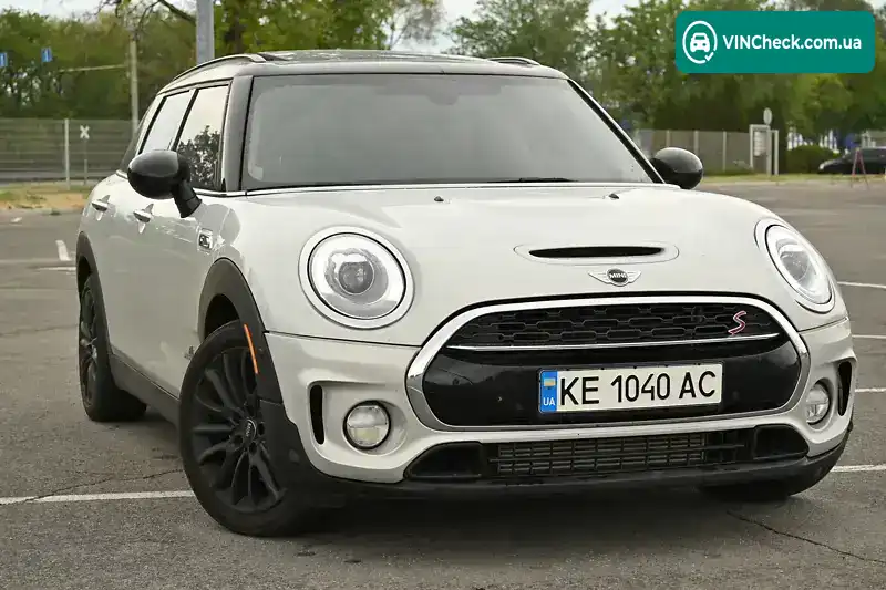 MINI Clubman 2018, фото з оголошення 1 з 20, VIN WMWLU5C56J2G03322