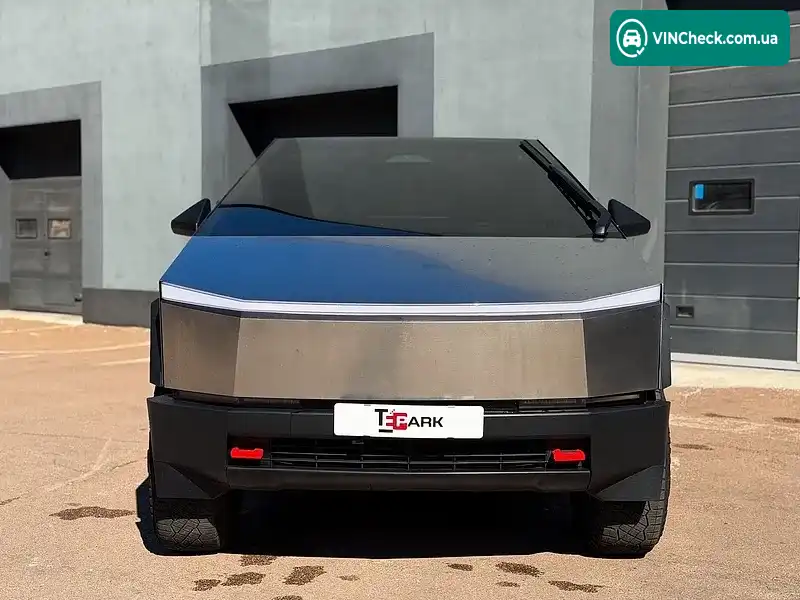 Tesla Cybertruck 2024, фото з оголошення 2 з 20, VIN 7G2CEHED1RA008660