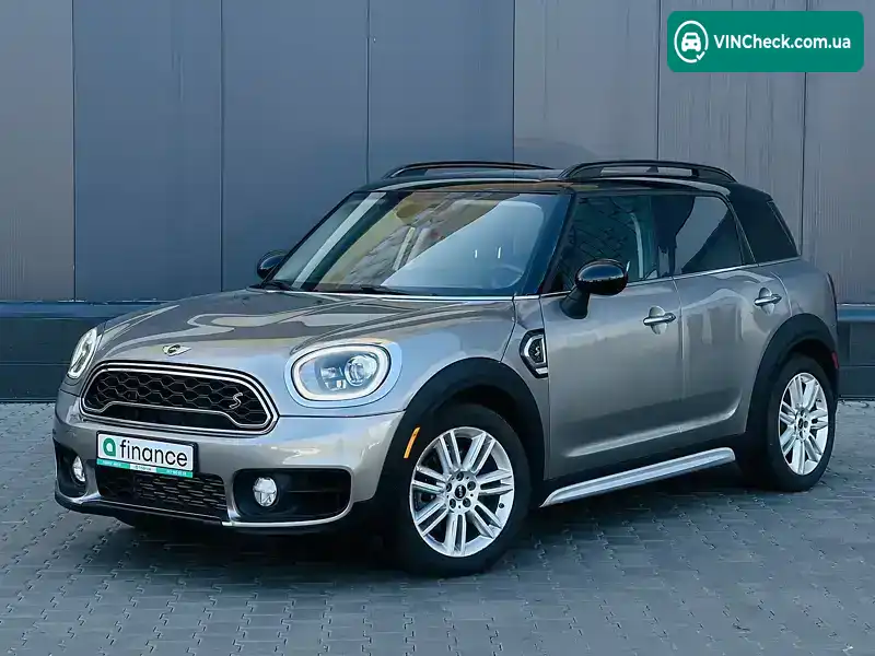 MINI Countryman 2017, фото з оголошення 1 з 21, VIN WMZYT5C31H3D79309