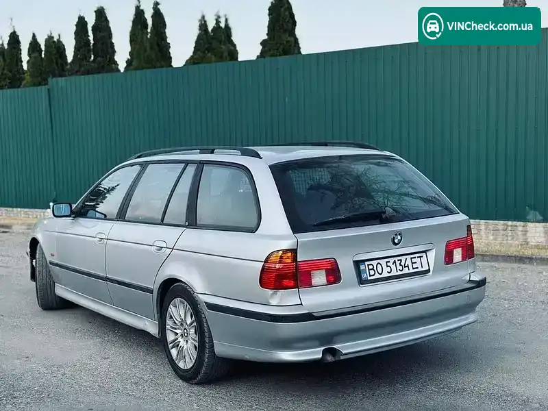 BMW 5 Series 2000, фото з оголошення 2 з 15, VIN WBADP81090GS92228