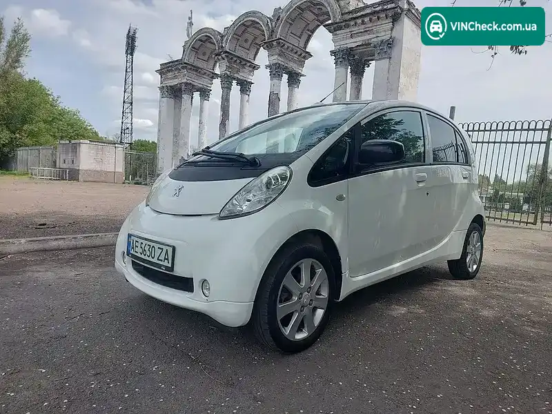 Peugeot iOn 2012, фото з оголошення 2 з 16, VIN VF31NZKZZCU801590
