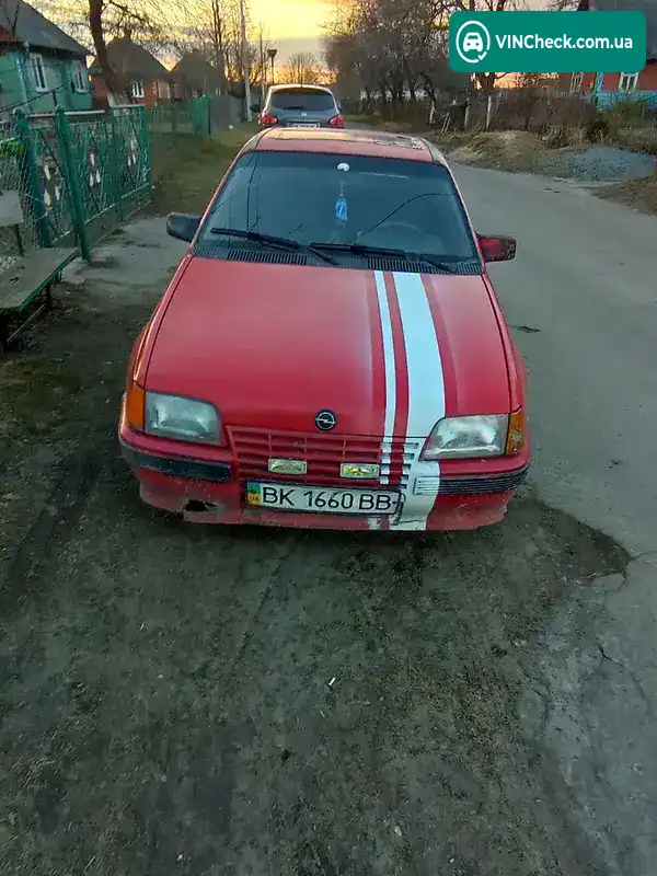 Opel Kadett 1987, фото з оголошення 1 з 5, VIN W0L000043H2501710