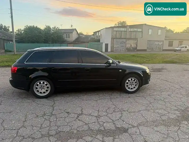 Audi A4 2007, фото з оголошення 2 з 13, VIN WAUZZZ8E87A173333
