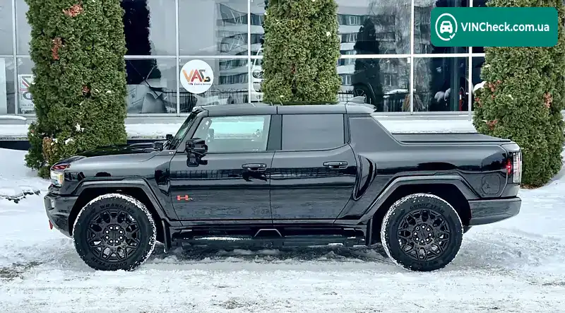 GMC Hummer EV 2024, фото з оголошення 2 з 21, VIN 1GT10BDD7RU106397