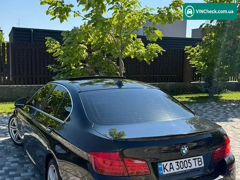 BMW 5 Series 2010, фото з оголошення 1 з 13, VIN WBAFR7C56BC267111