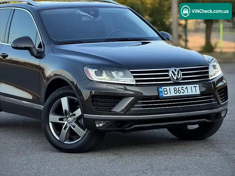Volkswagen Touareg 2015, фото з оголошення 2 з 19, VIN WVGEP9BP0FD006474