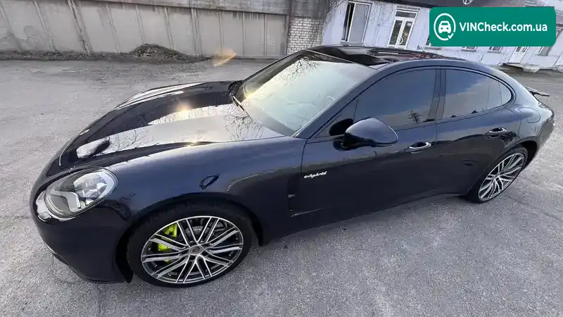Porsche Panamera 2019, фото з оголошення 2 з 21, VIN WP0AE2A76LL131417