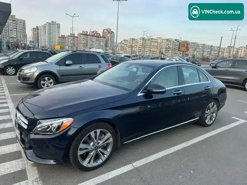 Mercedes-Benz C-Class 2018, фото з оголошення 1 з 14, VIN 55SWF4JB4JU279549