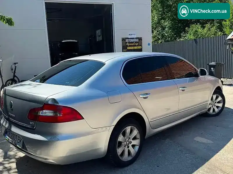 Skoda Superb 2011, фото з оголошення 2 з 20, VIN TMBAJ73T8B9047498