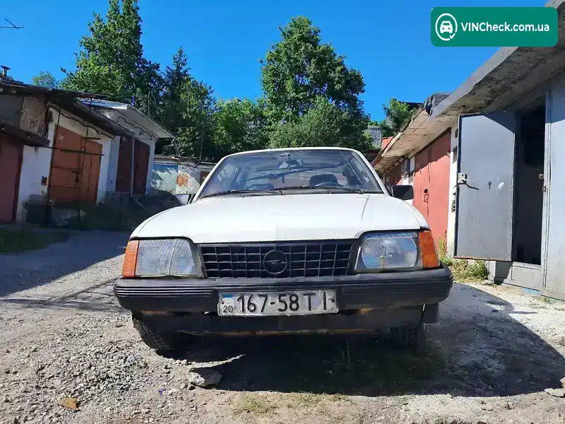 Opel Ascona 1988, фото з оголошення 1 з 8, VIN W0L000088G6038366