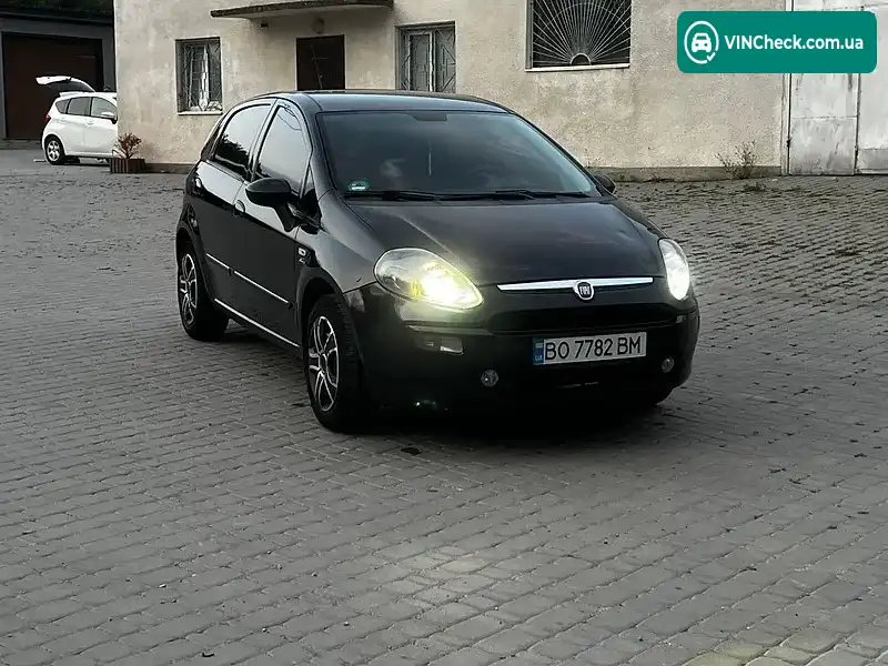 Fiat Punto 2011, фото з оголошення 2 з 15, VIN ZFA19900001780483