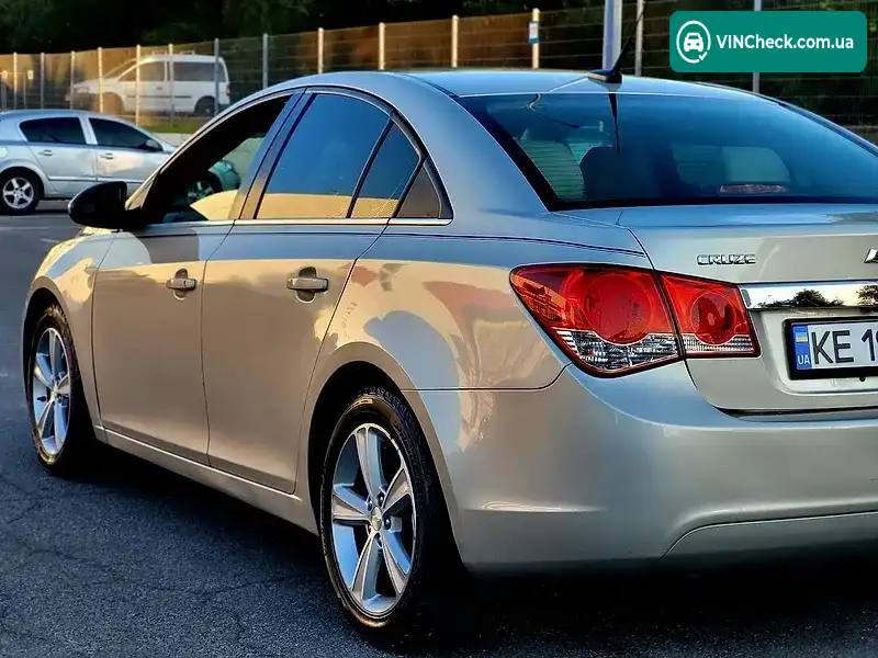 Chevrolet Cruze 2013, фото з оголошення 2 з 20, VIN 1G1PE5SB6E7215742