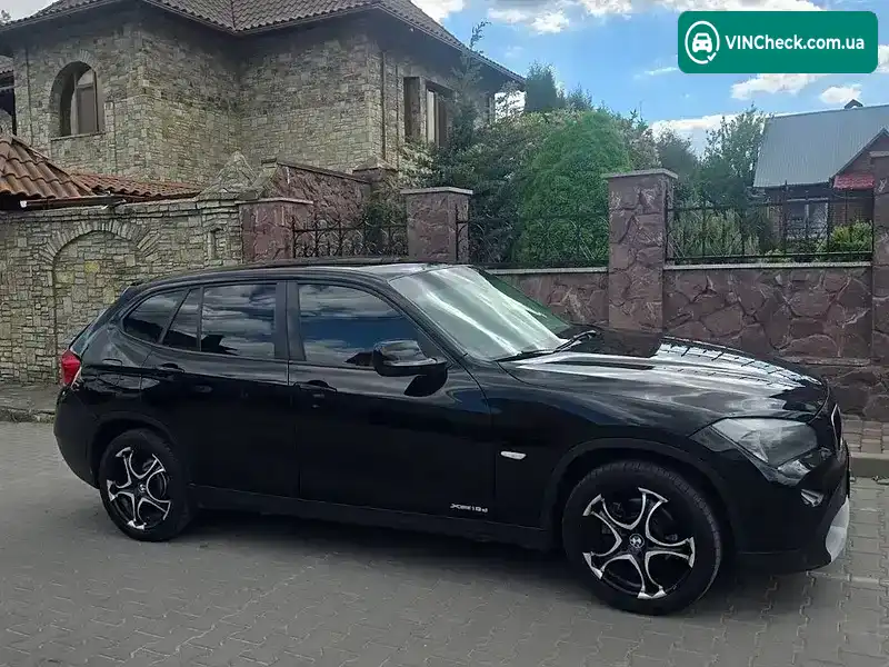 BMW X1 2012, фото з оголошення 1 з 21, VIN WBAVP11070VU15743
