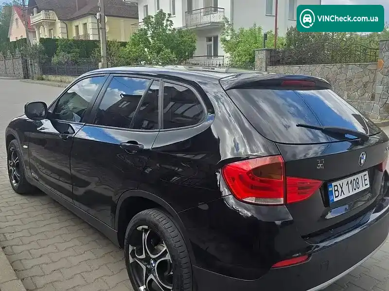 BMW X1 2012, фото з оголошення 2 з 21, VIN WBAVP11070VU15743