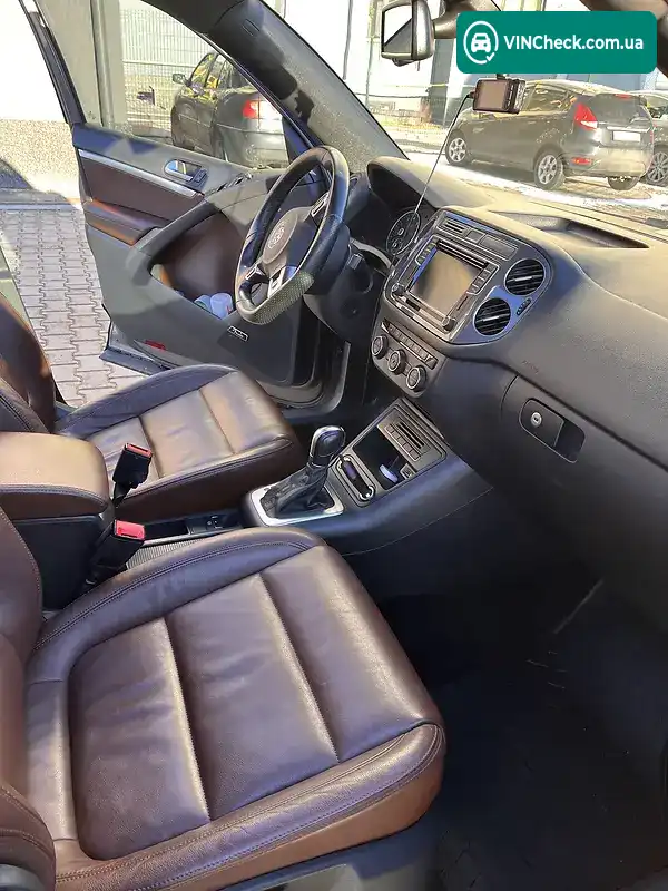 Volkswagen Tiguan 2016, фото з оголошення 1 з 20, VIN WVGJV7AX4GW092582