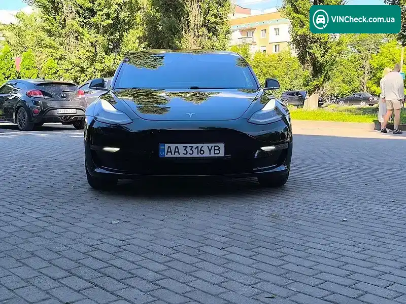 Tesla Model 3 2018, фото з оголошення 2 з 14, VIN 5YJ3E1EB8JF113406