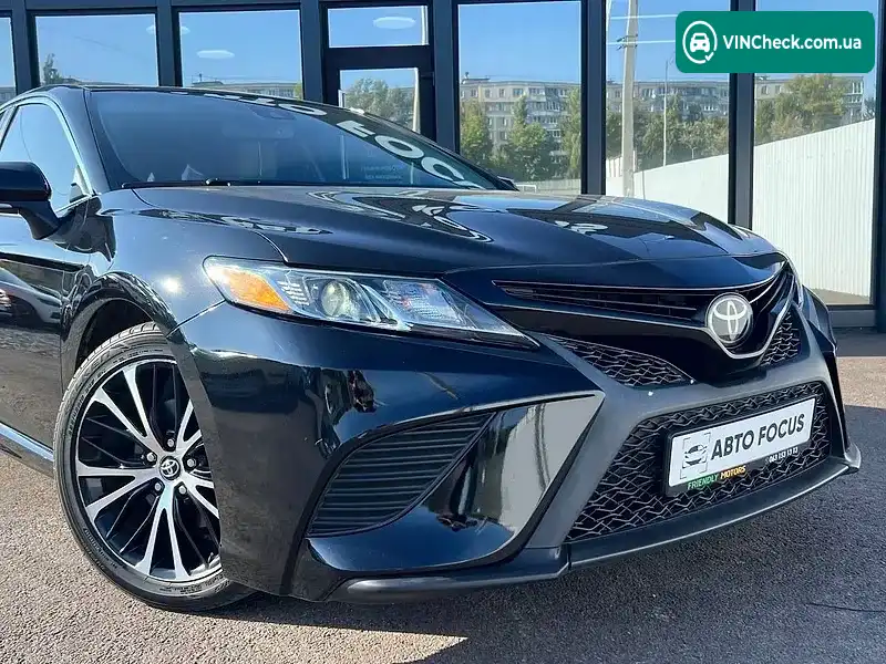 Toyota Camry 2018, фото з оголошення 2 з 20, VIN 4T1B11HK6JU645050
