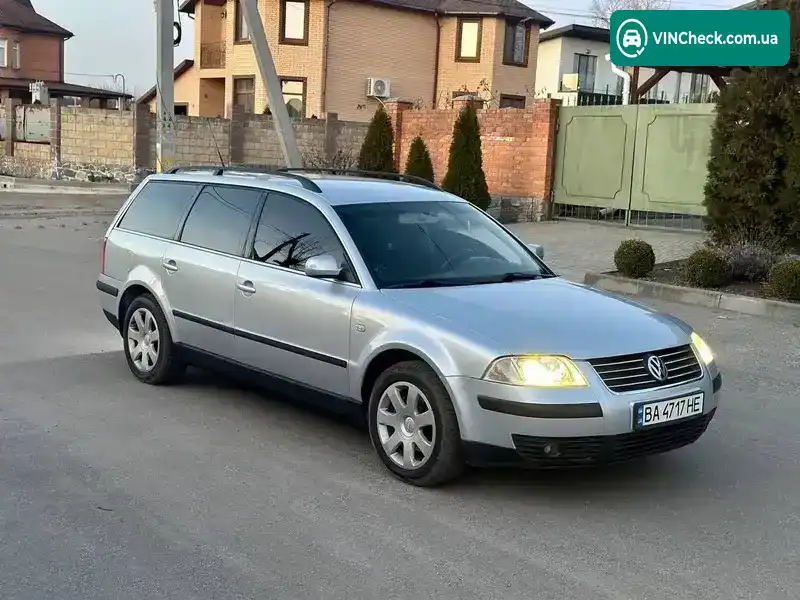 Volkswagen Passat 2000, фото з оголошення 2 з 11, VIN WVWZZZ3BZ1E151805