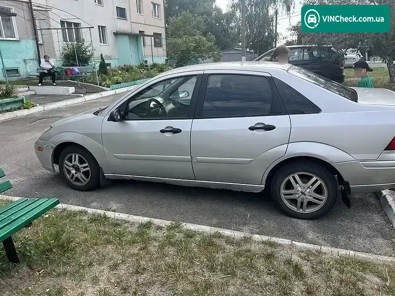 Ford Focus 2000, фото з оголошення 1 з 11, VIN 1FAFP34P81W127064
