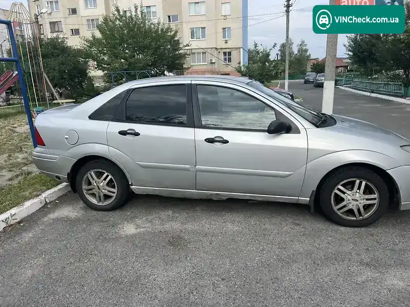 Ford Focus 2000, фото з оголошення 2 з 11, VIN 1FAFP34P81W127064