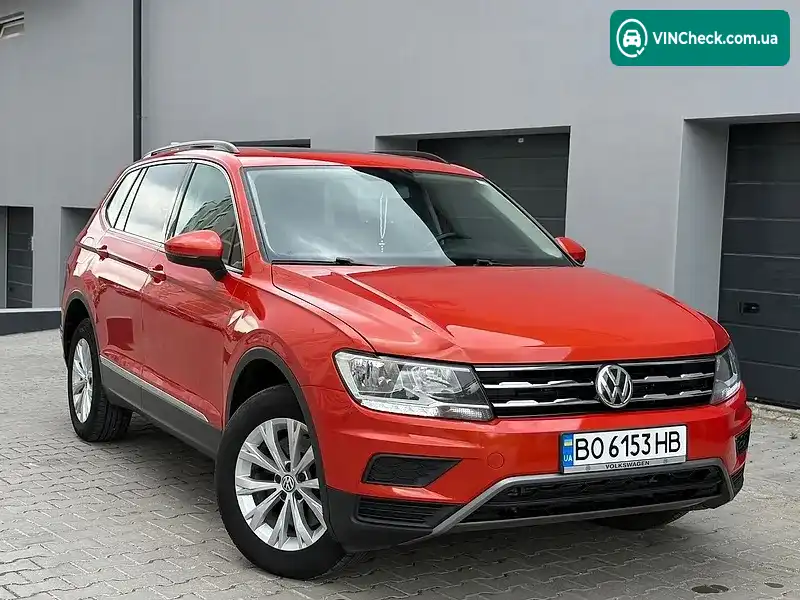 Volkswagen Tiguan 2018, фото з оголошення 1 з 20, VIN 3VV2B7AX7JM188619