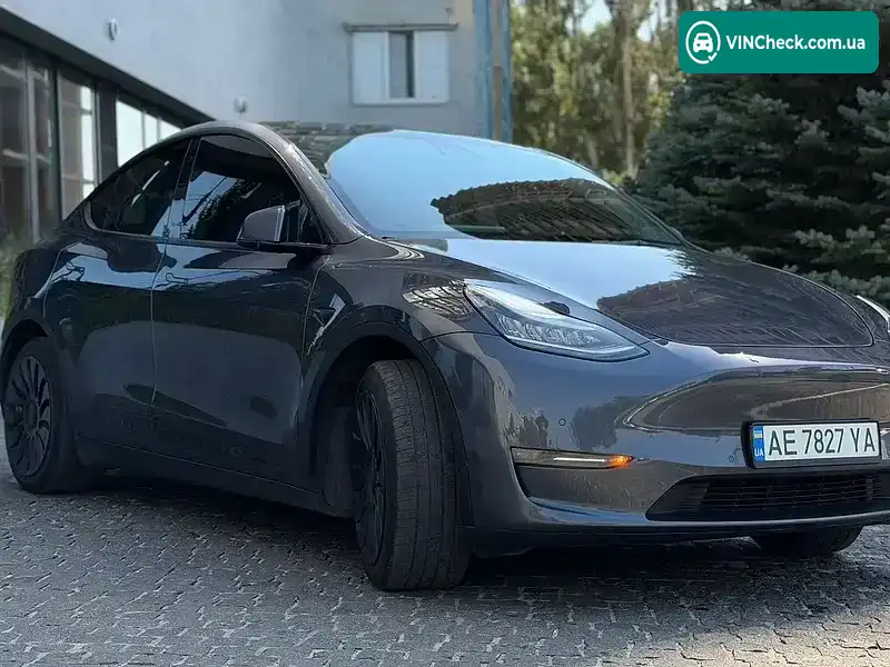 Tesla Model Y 2022, фото з оголошення 1 з 17, VIN 7SAYGAEE9NF398040